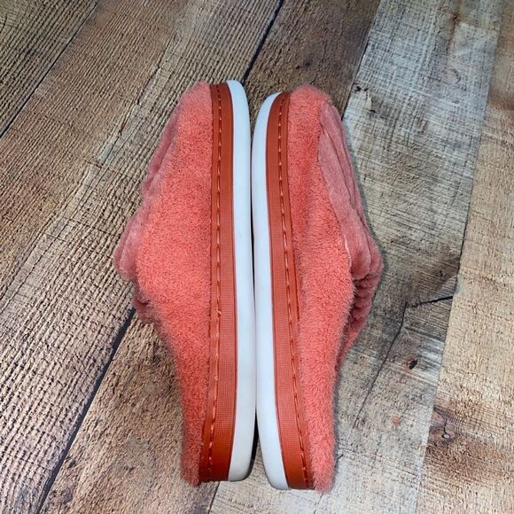 Plush slippers  - Picture 7 of 11